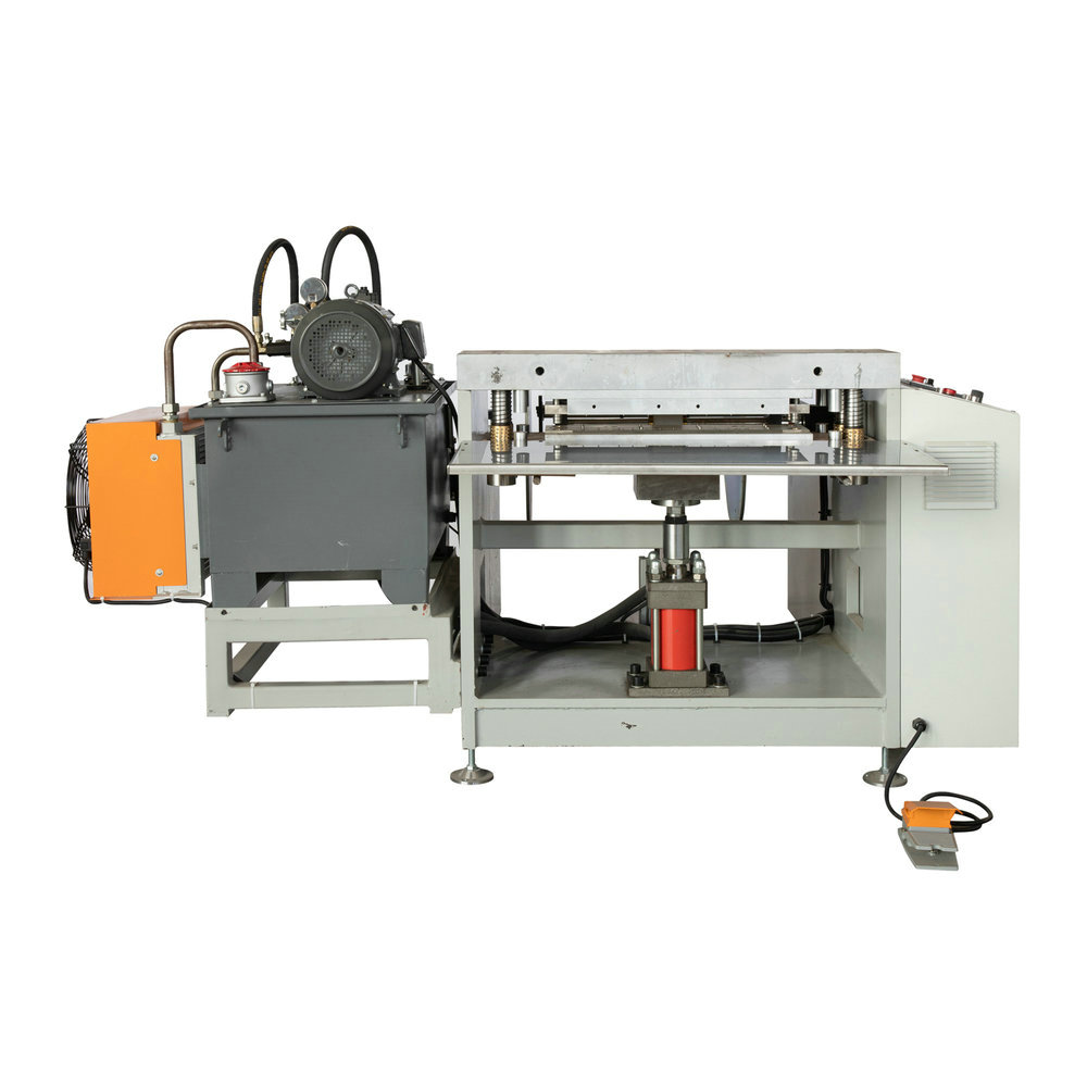 HAFA-70 半自動（dòng）紙盒鋸（jù）條機